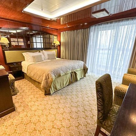Captain Cook Cruises Fiji Denarau Island Exterior photo