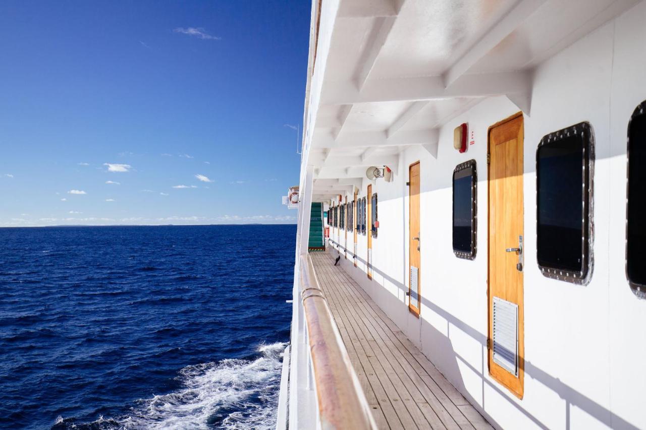 Captain Cook Cruises Fiji Denarau Island Exterior photo